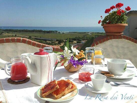 La Rosa Dei Venti Bed and Breakfast La Caletta Εξωτερικό φωτογραφία