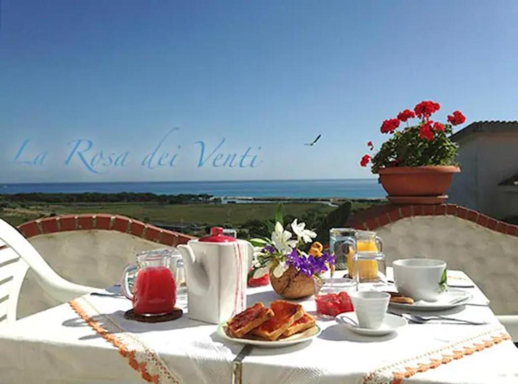 La Rosa Dei Venti Bed and Breakfast La Caletta Εξωτερικό φωτογραφία